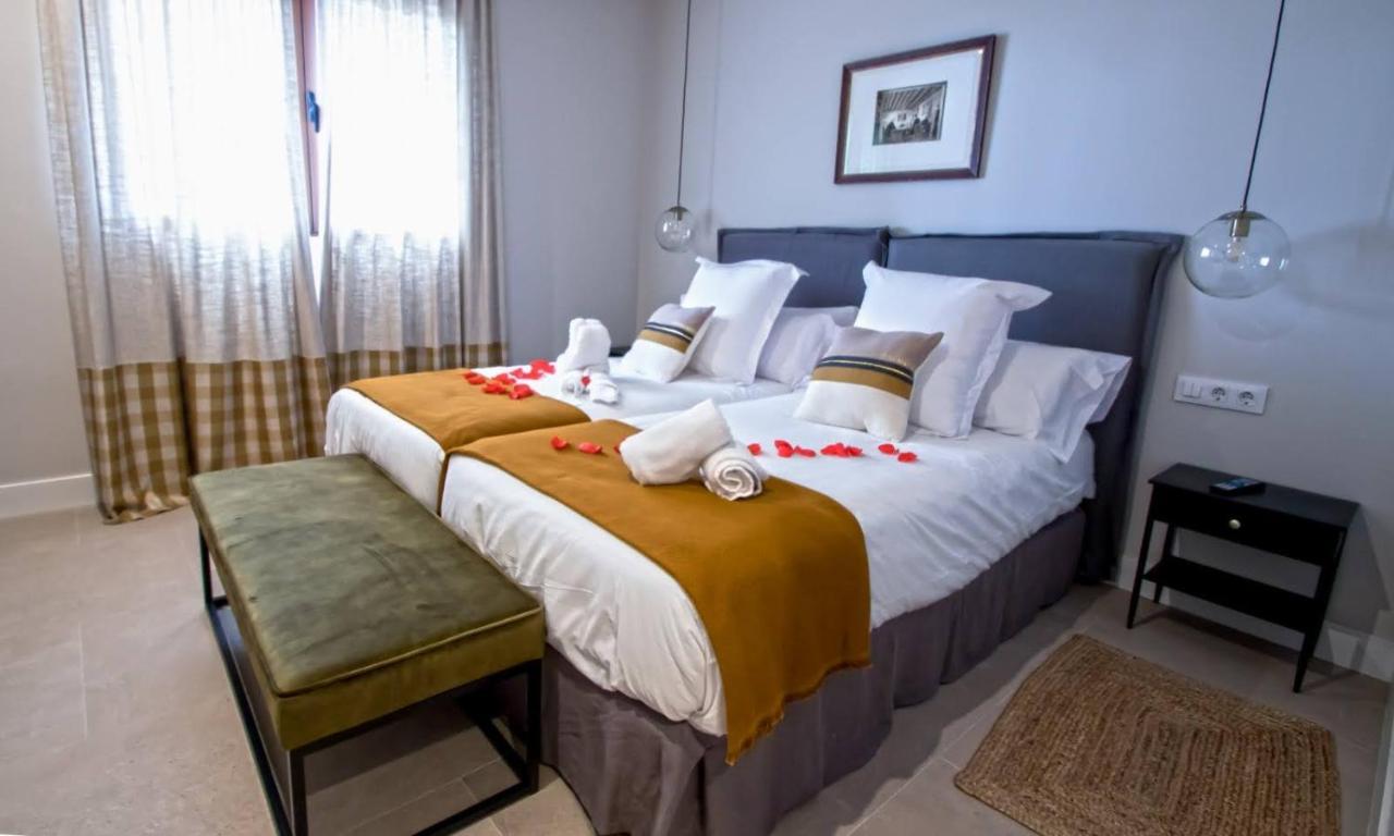 Hotel Tierras De Cebreros Extérieur photo