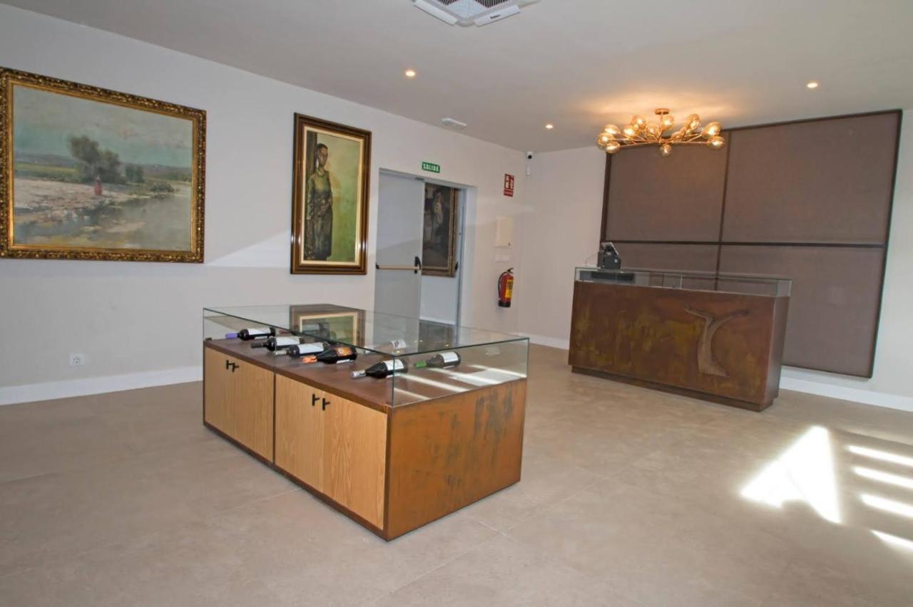 Hotel Tierras De Cebreros Extérieur photo